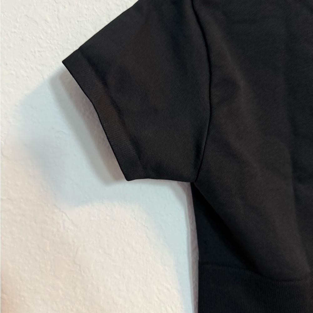 Offline by Aerie Black Seamless Short Sleeve Crop Top - Picture 4 of 6